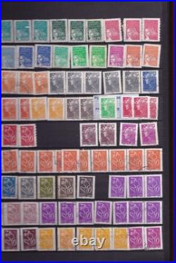 Album de timbres france et d'autre Pays