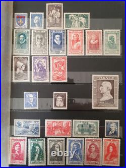 Collection 560 timbres France neuf MNH de 1924 à 1974 cote YT 1 300 Collection 560 timbres France neuf MNH de 1924 à 1974 cote YT 1 300