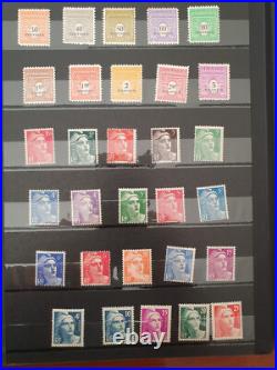 Collection 560 timbres France neuf MNH de 1924 à 1974 cote YT 1 300 Collection 560 timbres France neuf MNH de 1924 à 1974 cote YT 1 300