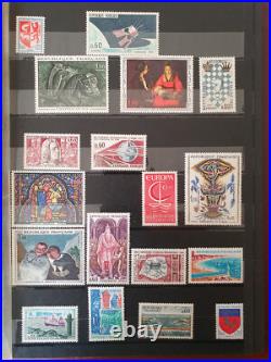 Collection 560 timbres France neuf MNH de 1924 à 1974 cote YT 1 300 Collection 560 timbres France neuf MNH de 1924 à 1974 cote YT 1 300