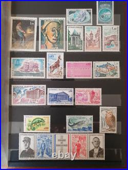 Collection 560 timbres France neuf MNH de 1924 à 1974 cote YT 1 300 Collection 560 timbres France neuf MNH de 1924 à 1974 cote YT 1 300