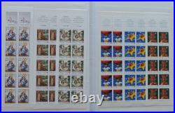 Collection de 60 carnets Croix-Rouge différents de 1960 à environ 2020
