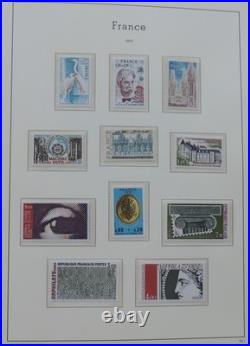 Collection de timbres de France neufs de 1960 à 1974 en album Leuchtturm