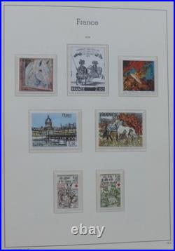 Collection de timbres de France neufs de 1960 à 1974 en album Leuchtturm