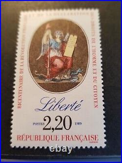 TIMBRE R. F NEUF BICENTENAIRE REVOLUTION FRANCAISE MODEL LIBERTé 2 cadeaux