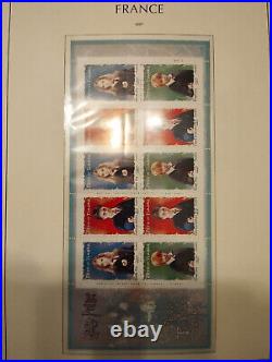 Timbres France année 2007 complète timbres du n°3996 au 4126 PA 70 Blocs Carnets